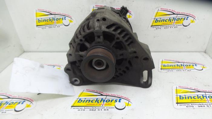 Used Dynamo Volkswagen Vento (1H2) 1.8 i Price € 42,00 Margin scheme offered by Binckhorst BV
