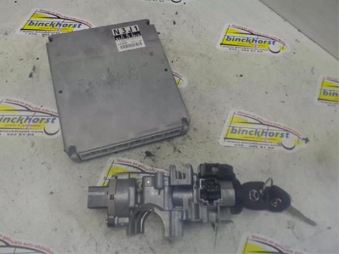 Used Ignition lock + computer Mazda RX-8 (SE17) 1.3 Renesis HP Price € 183,75 Margin scheme offered by Binckhorst BV