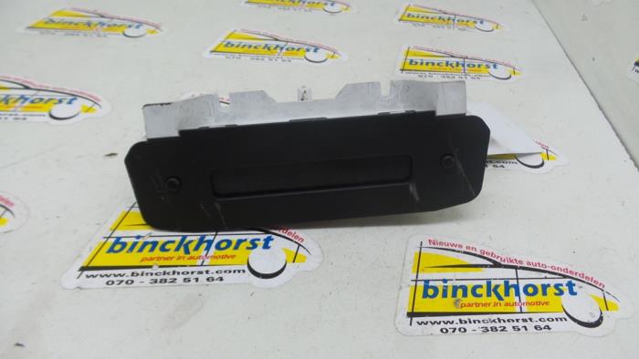 Begagnade Innerdisplay Peugeot 206 (2A/C/H/J/S) 1.9 D Pris € 36,75 Marginaltabell erbjuds av Binckhorst BV