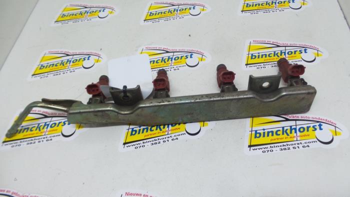 Usagé Système d'injection Nissan Almera Tino (V10M) 1.8 16V Prix € 105,00 Règlement à la marge proposé par Binckhorst BV
