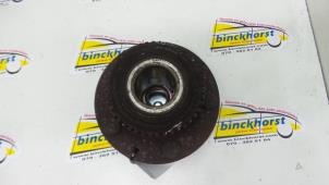 Usados Buje de rueda detrás Mazda 626 (GW19) 2.0i 16V GLX Precio € 36,75 Norma de margen ofrecido por Binckhorst BV