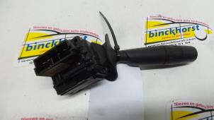 Usados Interruptor de limpiaparabrisas Peugeot 406 (8B) 1.9 dt Precio € 15,75 Norma de margen ofrecido por Binckhorst BV