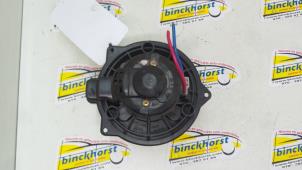 Usados Motor de ventilador de calefactor Suzuki Alto (RF410) 1.1 16V Precio € 36,75 Norma de margen ofrecido por Binckhorst BV