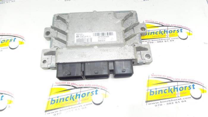 Used Engine management computer Renault Fluence (LZ) ZE Price € 210,00 Margin scheme offered by Binckhorst BV
