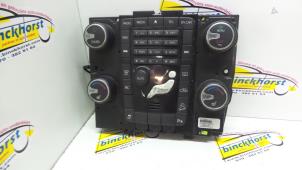 Used Heater control panel Volvo XC70 (BZ) 2.4 D5 20V 215 AWD Price € 131,25 Margin scheme offered by Binckhorst BV