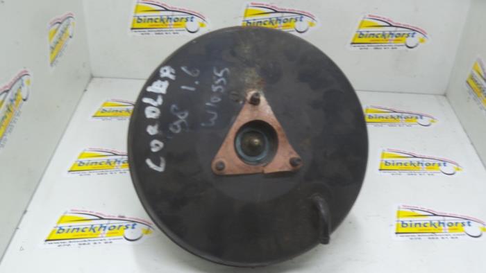 Usados Servofreno Toyota Corolla (E11) 1.6 16V Precio € 42,00 Norma de margen ofrecido por Binckhorst BV
