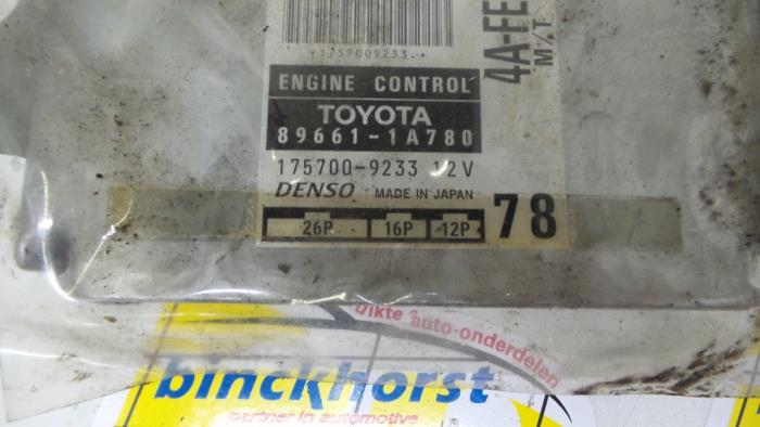Ordinateur gestion moteur d'un Toyota Corolla (E11) 1.6 16V 1998