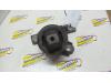 Engine mount from a Volvo XC70 (BZ), 2007 / 2016 2.4 D5 20V 215 AWD, SUV, Diesel, 2.401cc, 158kW (215pk), 4x4, D5244T15; D5244T11, 2011-04 / 2015-12 2011
