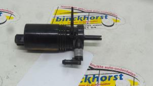 Used Headlight washer pump Volvo XC70 (BZ) 2.4 D5 20V 215 AWD Price € 21,00 Margin scheme offered by Binckhorst BV