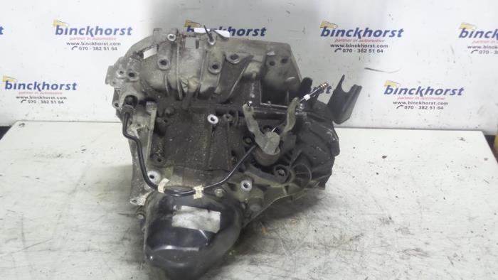 Getriebe van een Nissan Micra (K12) 1.5 dCi 65 2005