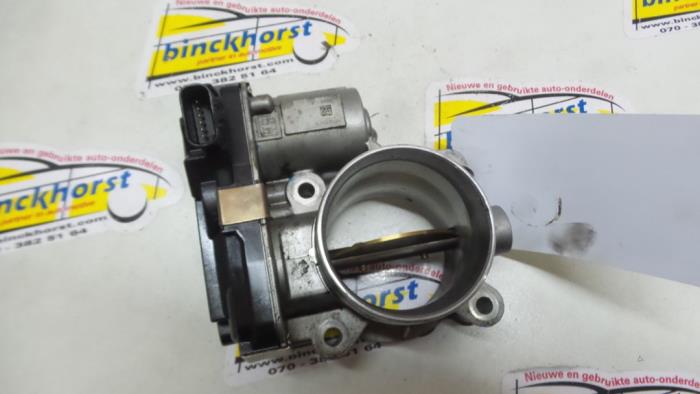 Usagé Boitier papillon Chevrolet Orlando (YYM/YYW) 2.0 D 16V Prix € 157,50 Règlement à la marge proposé par Binckhorst BV