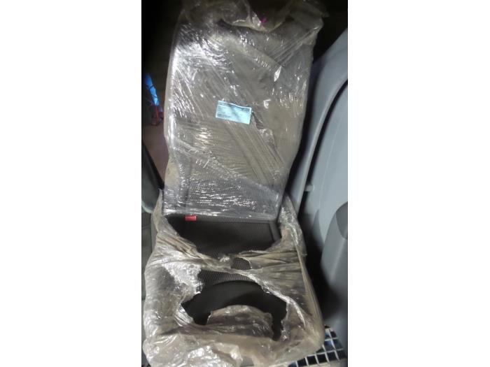Rear seat from a Peugeot Expert (G9) 2.0 HDi 120 2006