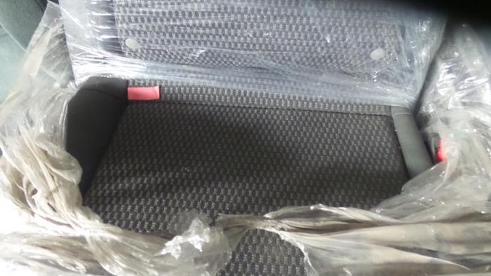 Rear seat from a Peugeot Expert (G9) 2.0 HDi 120 2006