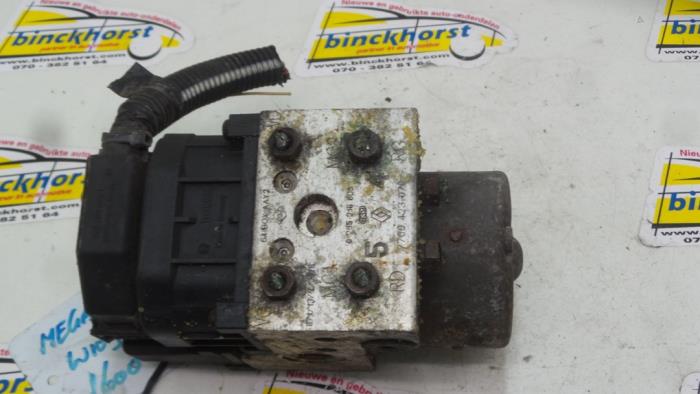 Gebrauchte ABS Pumpe Renault Megane Scénic (JA) 1.6 RT Preis € 73,50 Margenregelung angeboten von Binckhorst BV