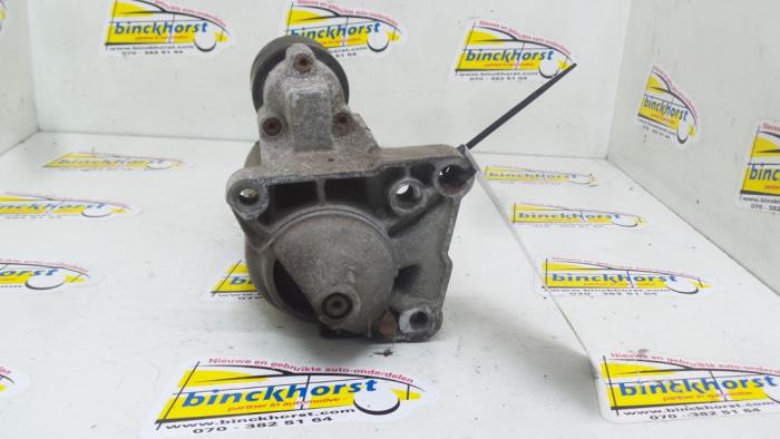 Used Starter Renault Laguna II (BG) 1.8 16V Price € 36,75 Margin scheme offered by Binckhorst BV