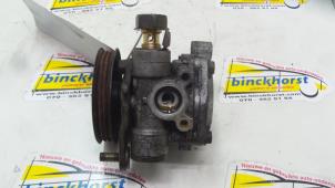 Used Power steering pump Daihatsu Sirion/Storia (M1) 1.0 12V Price € 52,50 Margin scheme offered by Binckhorst BV