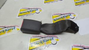 Gebrauchte Sicherheitsgurt Schließe links hinten Kia Shuma II 1.6 16V Preis € 15,75 Margenregelung angeboten von Binckhorst BV