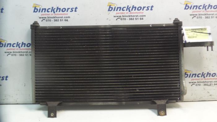 Usagé Radiateur clim Kia Shuma II 1.6 16V Prix € 73,50 Règlement à la marge proposé par Binckhorst BV