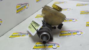 Usagé Cylindre de frein principal Audi 100 (C3) 2.3 CS,CD Prix € 36,75 Règlement à la marge proposé par Binckhorst BV