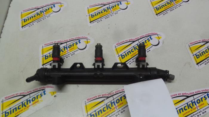 Usagé Système d'injection Seat Ibiza III (6L1) 1.2 12V Prix € 63,00 Règlement à la marge proposé par Binckhorst BV