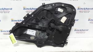 Usagé Mécanique vitre 4portes arrière droite Ford Fiesta 5 (JD/JH) 1.4 TDCi Prix € 26,25 Règlement à la marge proposé par Binckhorst BV
