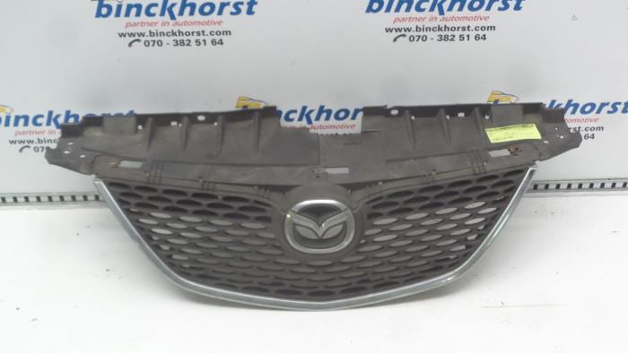 Begagnade Grill Mazda MPV (LW19/69) 2.0 CiTD 16V Pris € 42,00 Marginaltabell erbjuds av Binckhorst BV