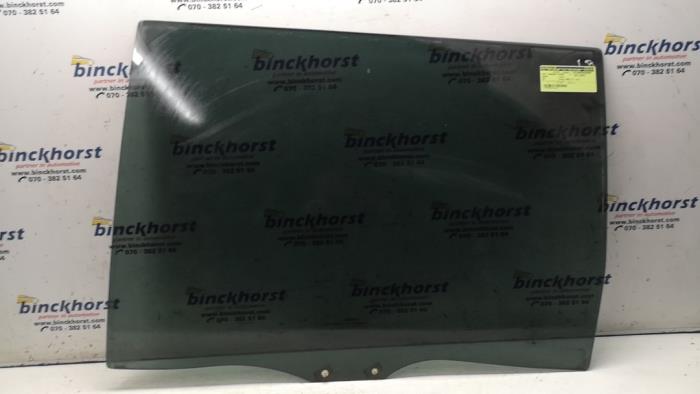 Usados Ventanilla de puerta de carga lateral Mazda MPV (LW19/69) 2.0 CiTD 16V Precio € 52,50 Norma de margen ofrecido por Binckhorst BV
