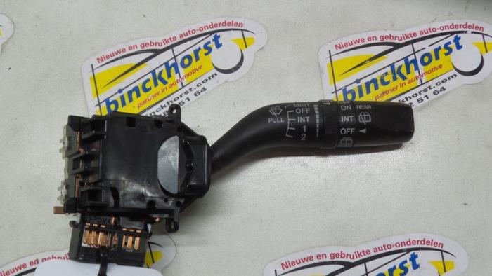 Używane Przelacznik wycieraczki Mazda MPV (LW19/69) 2.0 CiTD 16V Cena € 26,25 Procedura marży oferowane przez Binckhorst BV