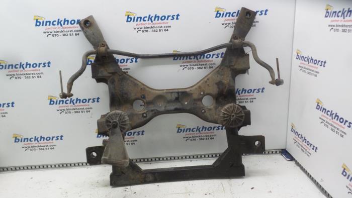 Used Subframe Mercedes Vito (639.6) 2.2 111 CDI 16V Price € 131,25 Margin scheme offered by Binckhorst BV