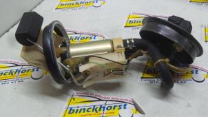 Usagé Pompe à carburant Hyundai Coupe 2.0i 16V Prix € 42,00 Règlement à la marge proposé par Binckhorst BV