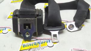 Used Rear seatbelt, right Renault Master III (FD/HD) 2.2 dCi 16V Price € 52,50 Margin scheme offered by Binckhorst BV