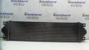 Intercooler from a Renault Master II (FD/HD) 2.2 dCi 16V 2001