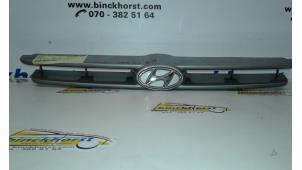Gebrauchte Grill Hyundai Atos 1.0 12V Preis € 21,00 Margenregelung angeboten von Binckhorst BV