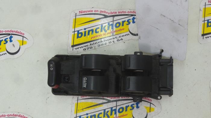 Usados Interruptor de ventanilla eléctrica Honda Shuttle (RA) 2.3i LS,ES 16V Precio € 36,75 Norma de margen ofrecido por Binckhorst BV