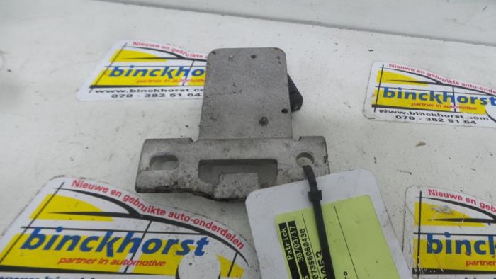 Used Ignition module Opel Corsa B (73/78/79) 1.4i Swing,Joy,Sport,GLS Price € 26,25 Margin scheme offered by Binckhorst BV
