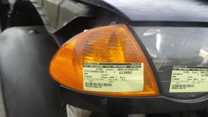 Usagé Feu clignotant droit BMW 3 serie (E46/4) 316i Prix € 10,50 Règlement à la marge proposé par Binckhorst BV