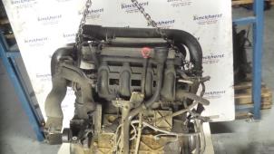 Engine from a Mercedes-Benz Vito (638.0) 2.2 CDI 108 16V 2001