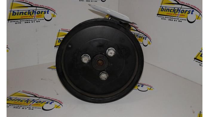 Usagé Pompe de direction BMW 3 serie (E46/4) 316i Prix € 47,25 Règlement à la marge proposé par Binckhorst BV