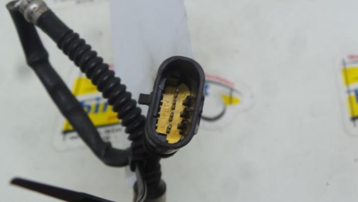 Lambda probe from a Renault Espace (JK) 2.0 16V Turbo 2003