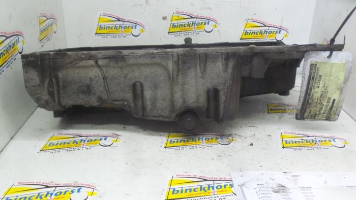 Usagé Couvercle carter Ford Mondeo III 1.8 16V Prix € 42,00 Règlement à la marge proposé par Binckhorst BV