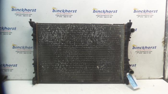 Usagé Radiateur Renault Espace (JE) 2.0i 16V Prix € 26,25 Règlement à la marge proposé par Binckhorst BV