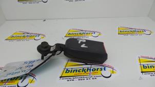 Usagé Attache ceinture avant droite Daihatsu Cuore (L251/271/276) 850,Domino Prix € 15,75 Règlement à la marge proposé par Binckhorst BV