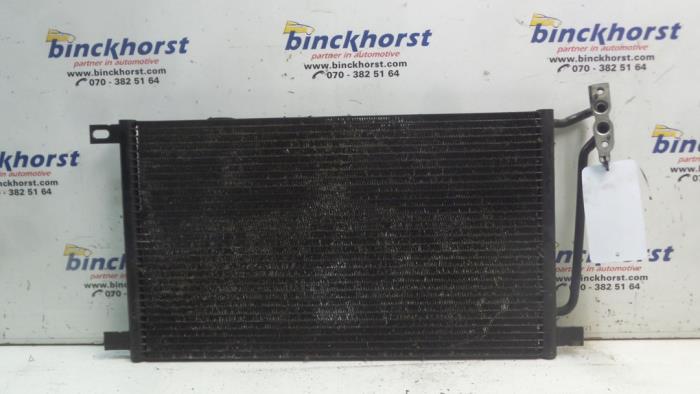 Air conditioning radiator from a BMW 3 serie Touring (E46/3) 318d 16V 2003