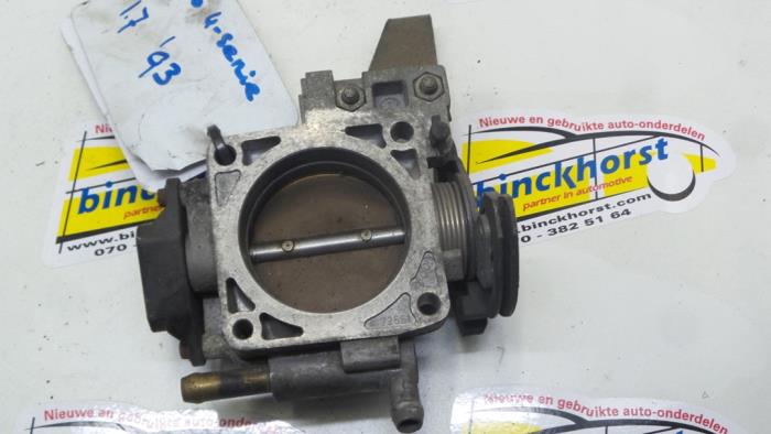 Throttle body from a Volvo 4-Serie 1993
