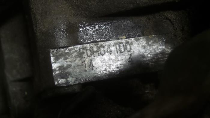 Gearbox from a Volkswagen Bora (1J2) 1.9 TDI 100 2000