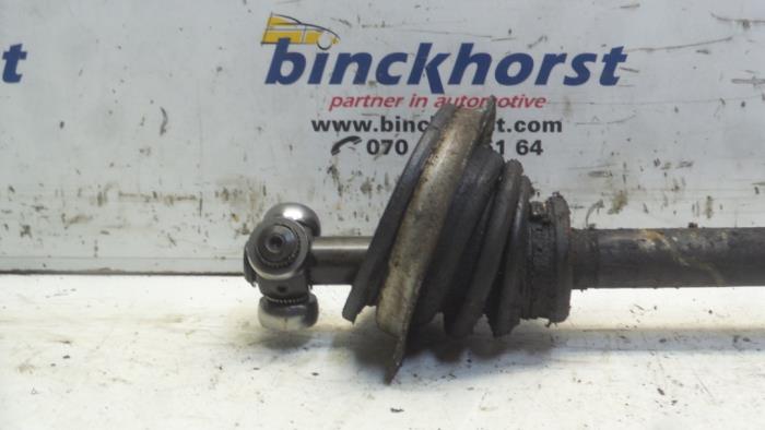 Front drive shaft, left from a Renault Megane Scénic (JA) 2.0 RT 1999