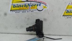 Used Camshaft sensor Renault Espace (JK) 2.2 dCi 16V Price € 21,00 Margin scheme offered by Binckhorst BV