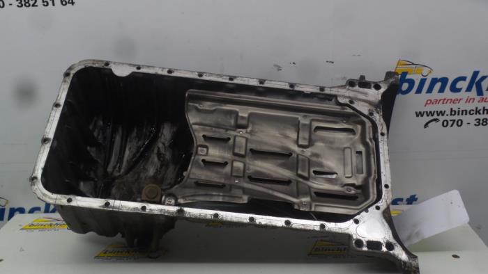 Gebrauchte Ölwanne Mercedes C (W202) 2.2 C-220 CDI 16V Preis € 52,50 Margenregelung angeboten von Binckhorst BV