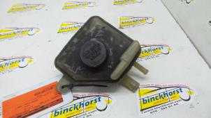 Used Power steering fluid reservoir Mazda Demio (DW) 1.3 16V Price € 15,75 Margin scheme offered by Binckhorst BV