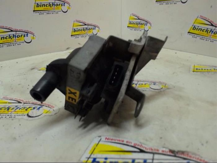 Usagé Bobine Opel Corsa B (73/78/79) 1.4i Swing,Joy,Sport,GLS Prix € 31,50 Règlement à la marge proposé par Binckhorst BV